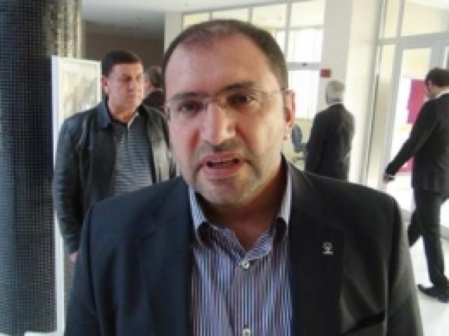 AK Parti: Saldırıları Şiddetle Kınıyoruz