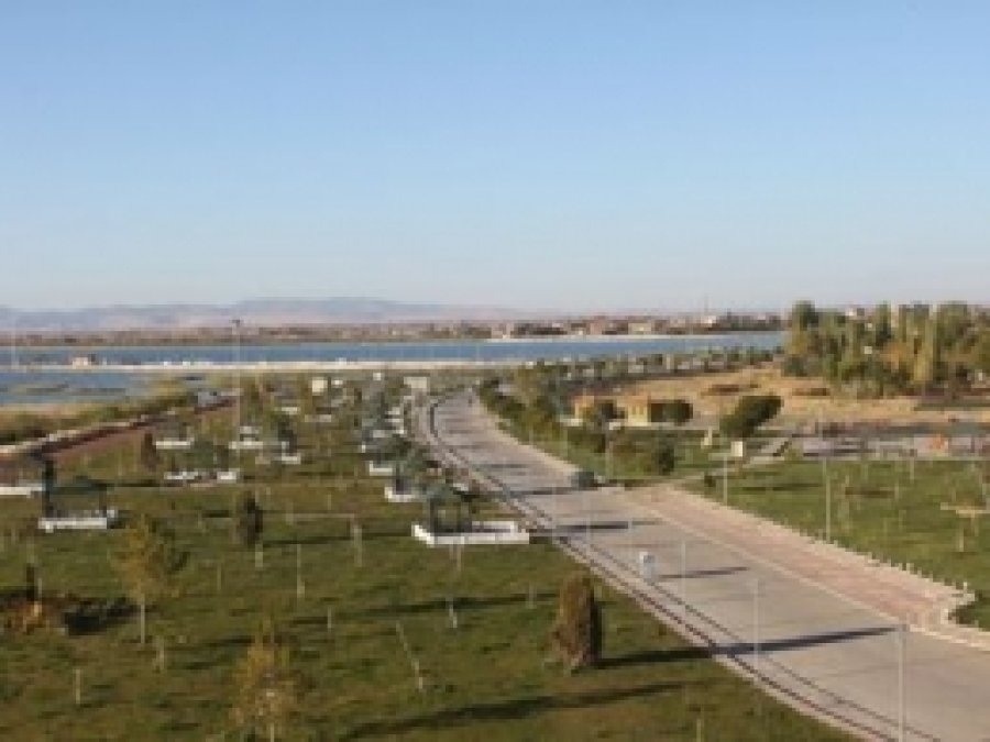 Beyşehir'de Yeşil Alan Çalışması