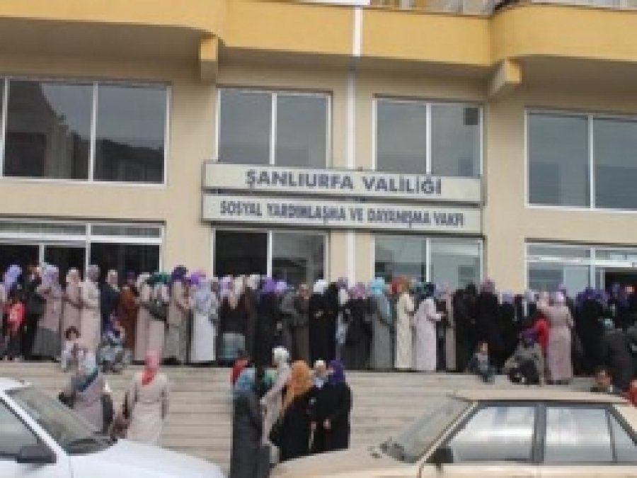 Bu da Bedava Kömür Kuyruğu 
