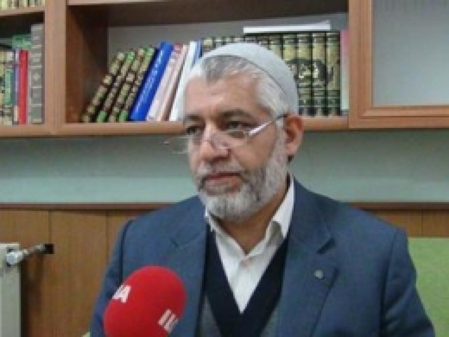 "İmam Hüseyin Tağuta Karşı Direnişin Sembolüdür"