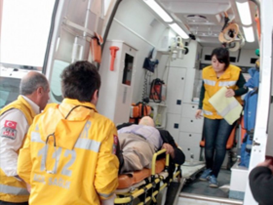 Milletvekili Konvoyunda Trafik Kazası: 1 Ölü