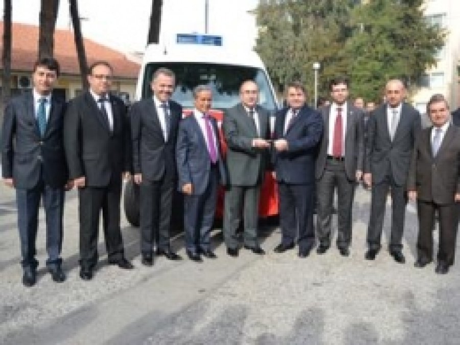 Manisa'da İçme Suyu Tahlil İçin Araç Alınd
