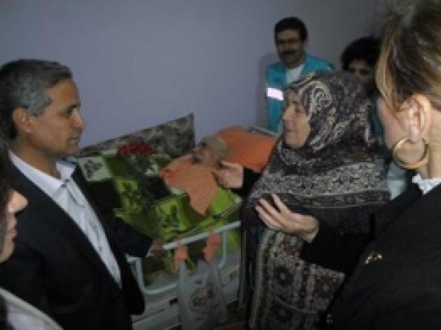 Manisa'da 2 Bin 216 Hasta Evde Sağlık Hizmeti Alıyor 