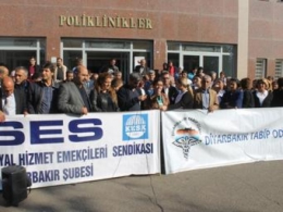Sağlık Çalışanlarına Yönelik Şiddet Protesto Edildi 