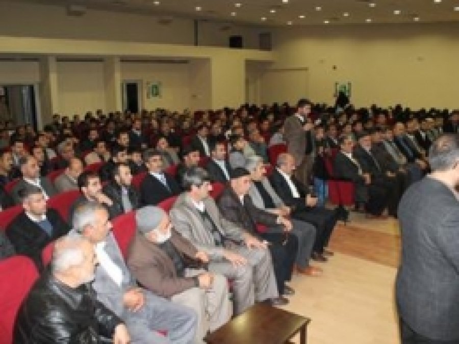 HÜDA PAR Seçim Seminerleri Devam Ediyor 