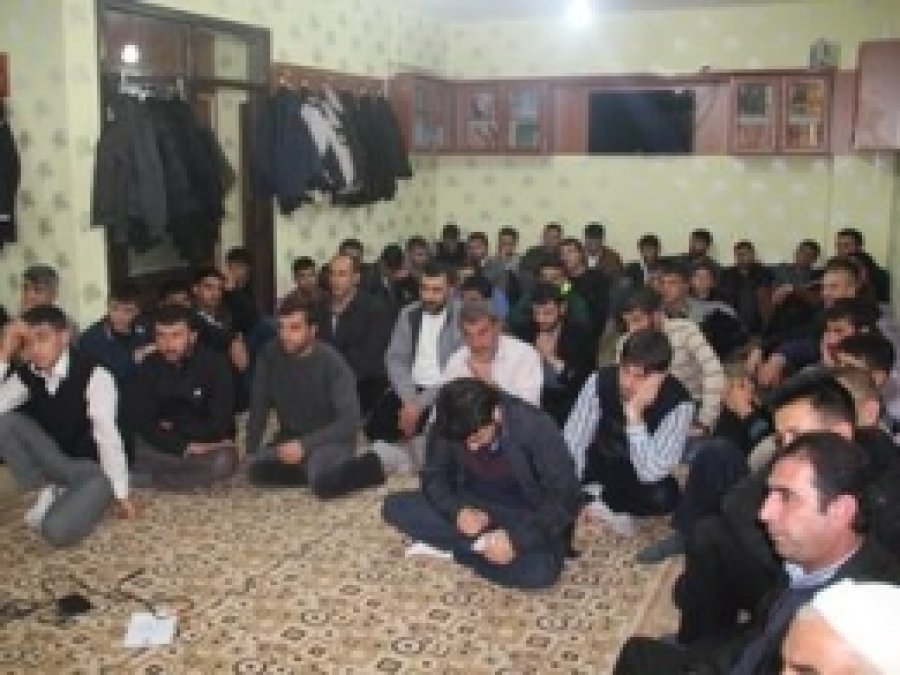 'İmam Hüseyin'in Mücadelesi Ümmet'in Dirilişi İçindi'