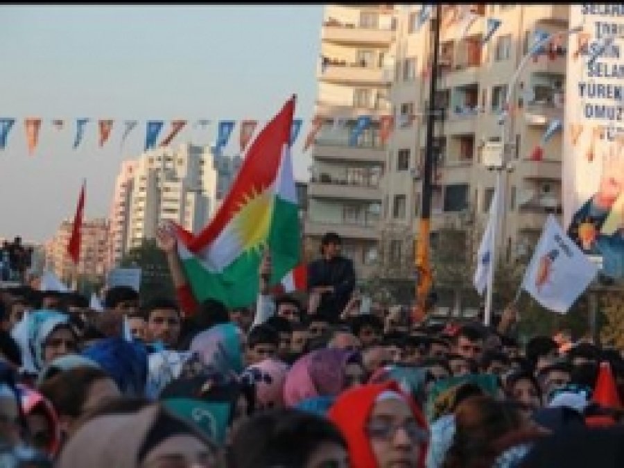 Erdoğan ve Barzani'nin Diyarbakır Ziyaretinden Başlıklar 