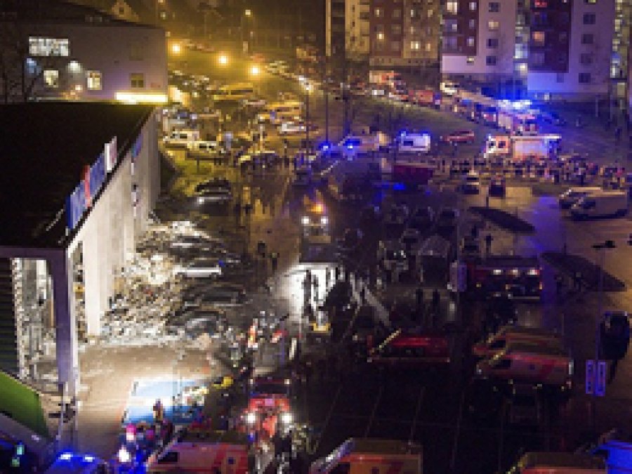 Letonya'da Marketin Çatısı Çöktü