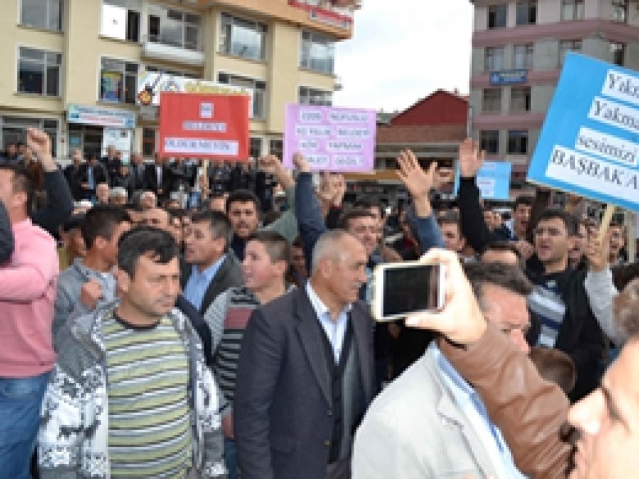 Kuşu Belediye Başkanı ve 6 Meclis Üyesi İstifa Etti