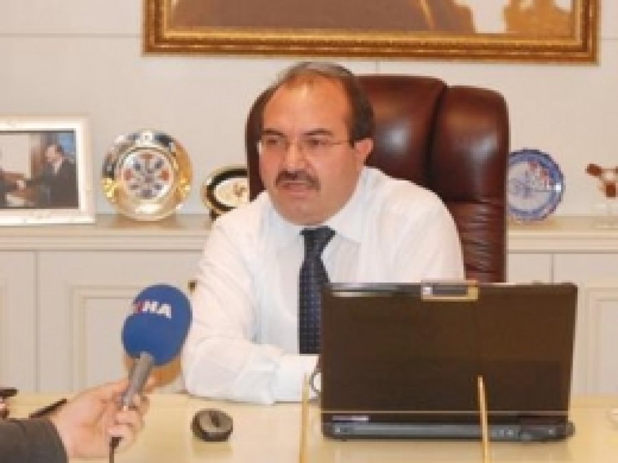 "Karma Eğitim Büyük Sıkıntılara Yol Açmıştır" 