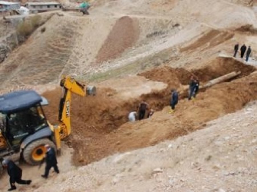 Belediye Su Arıza Çalışmalarını Sürdürüyor