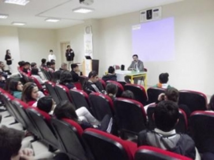Batman'daki Öğrencilere Girişimcilik Anlatıldı 