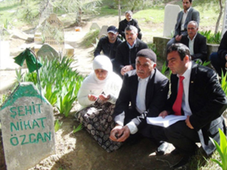 '19 Yıl Sonra Yapılan Otopsiden Şüphemiz Var'
