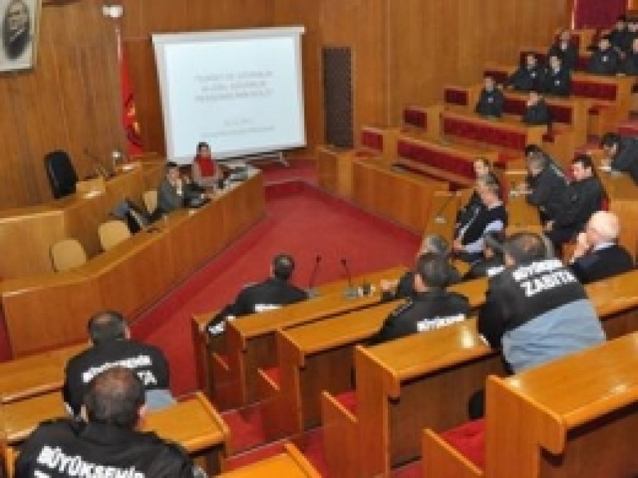 Vuslat Yıldönümü Törenlerinde Görev Alacak Zabıtalara Seminer