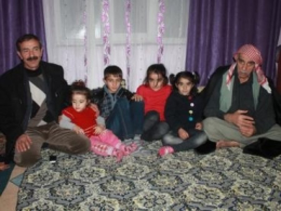 PKK'li Grup Çocukların Bulunduğu Aracı Yakmak İstedi 