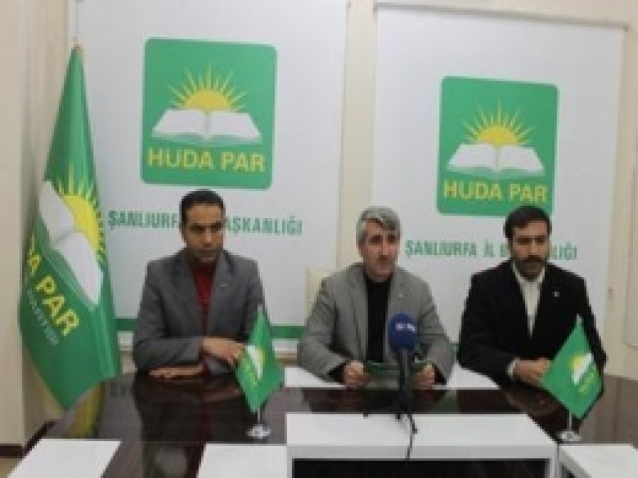 "Bangladeş Hükümetini Lanetliyoruz"