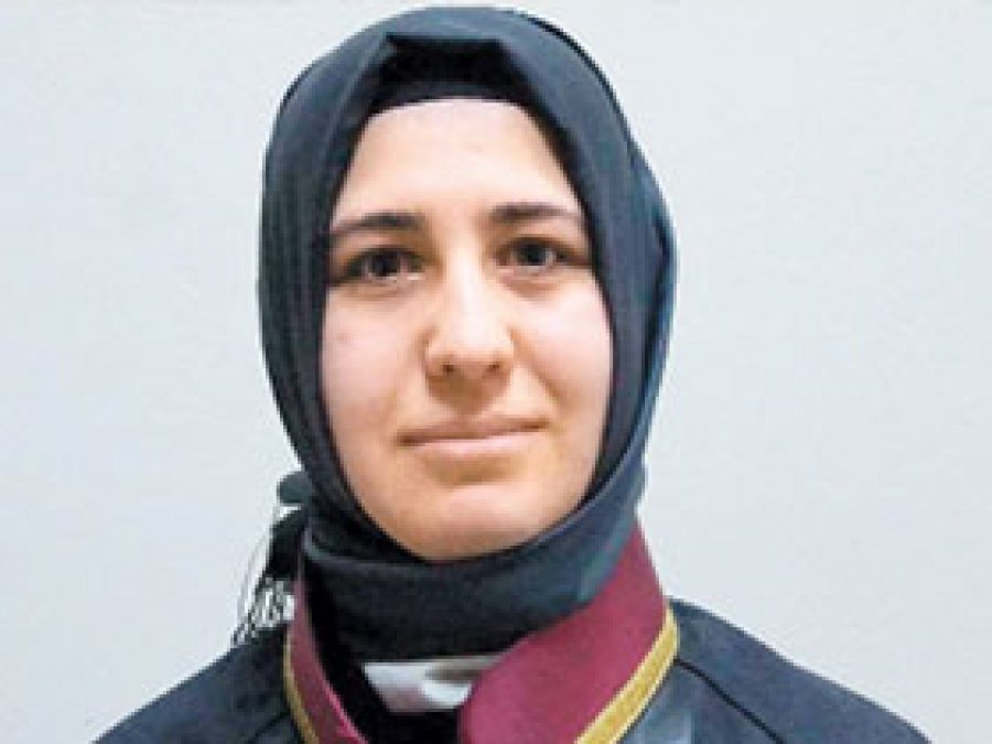 Başörtüsü Düşmanı Hakimi Şikayet Etti