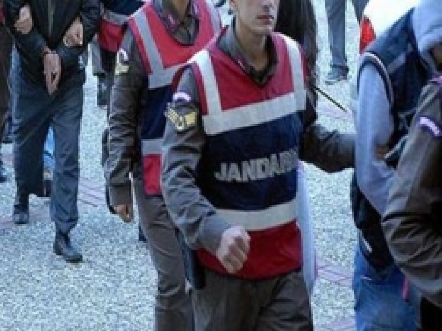 Van'da Haraç Operasyonu: 10 Gözaltı