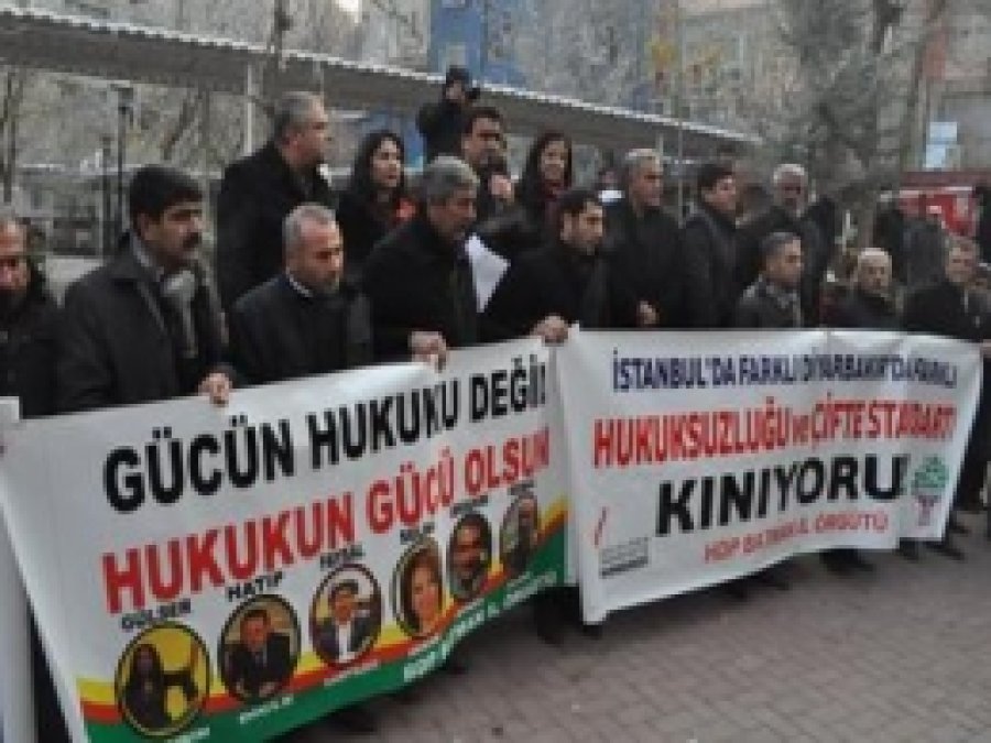 Batman'da Tutuklu Vekiller İçin Basın Açıklaması Yapıldı