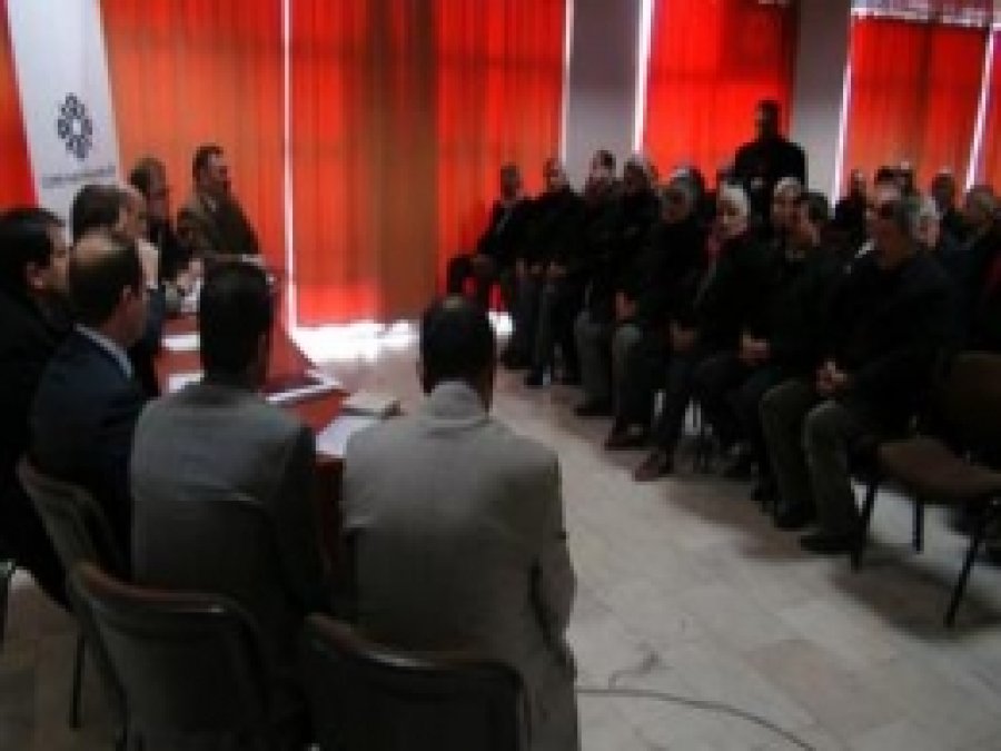 Cizre'de Muhtarlar DEDAŞ Müdürüne İsteklerini İleti