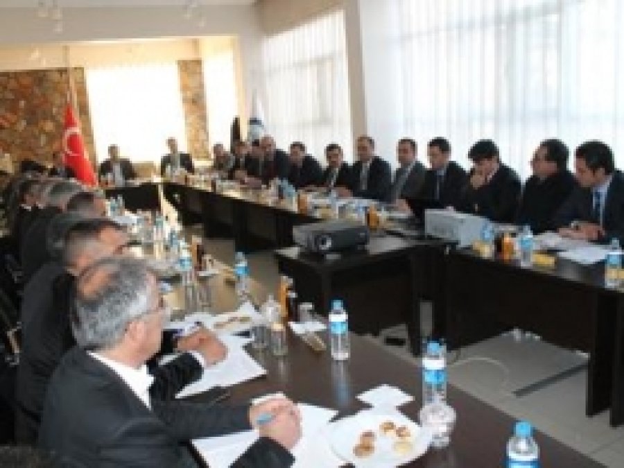 Bakan Yılmaz Bingöl'de