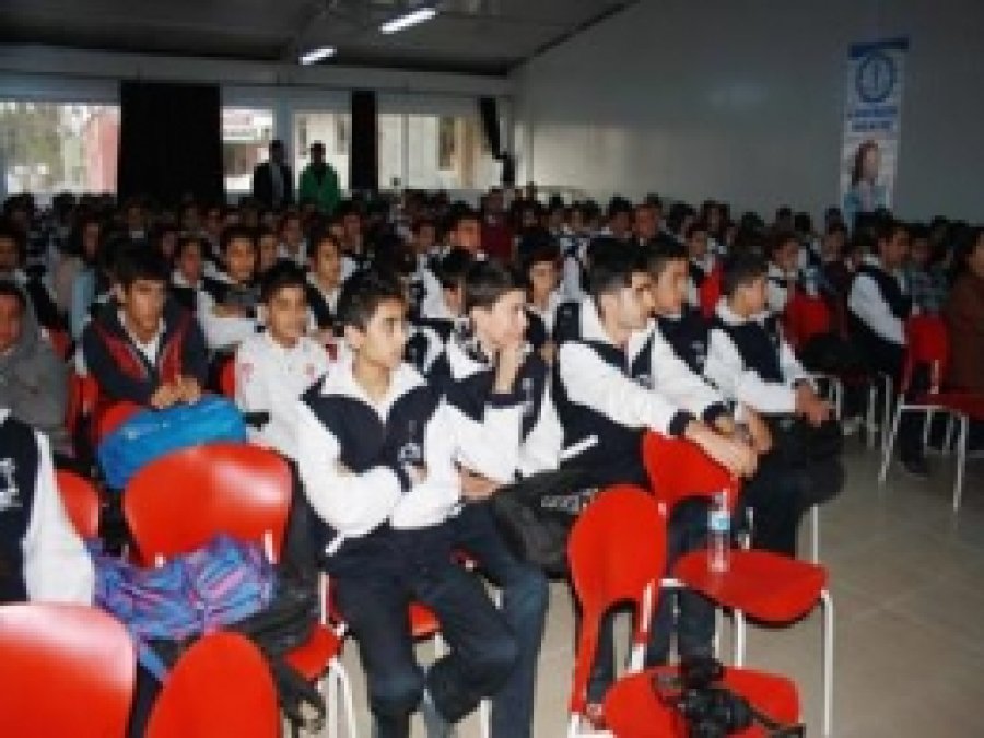 'Muhabir Aynı Zamanda Sağlıkçı da Olmalıdır'