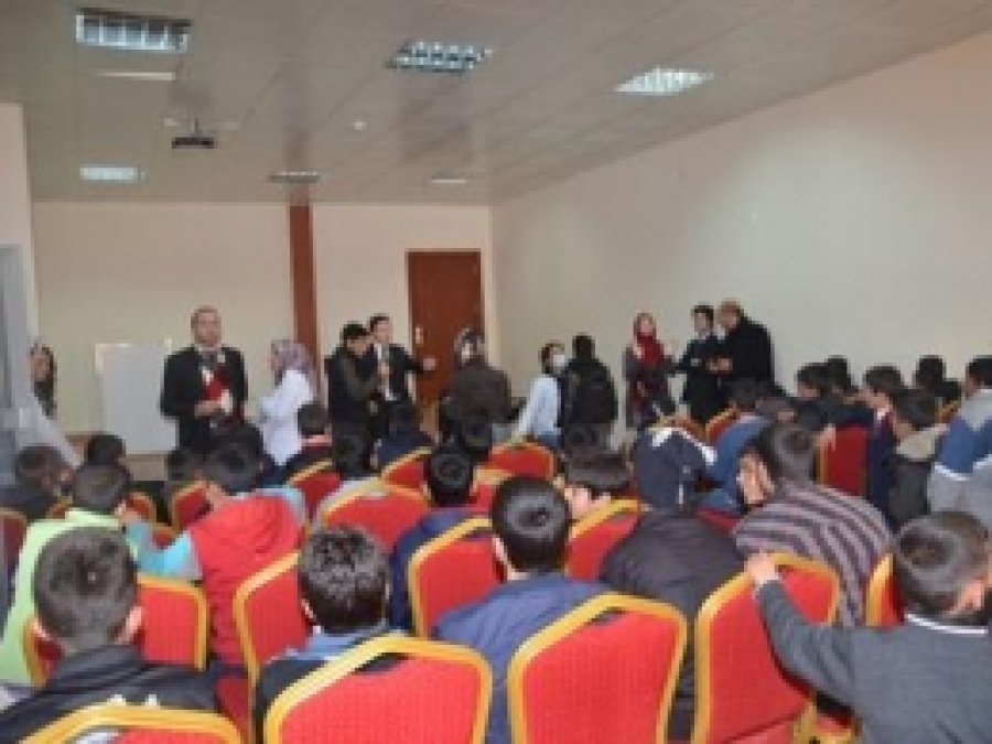 Van'da Çocuklar Diş Taramasından Geçirildi 