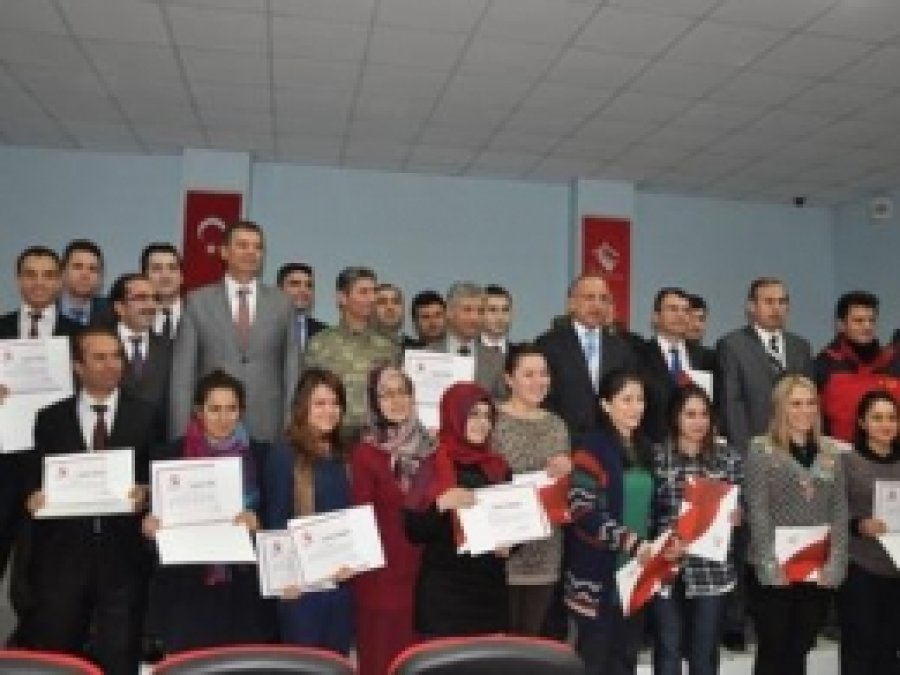 Aile Ve Sosyal Politikalar İl Müdürlüğünde Sertifika Töreni  