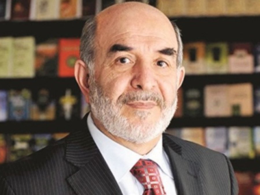 Ahmet Taşgetiren: Gaflet Değilse İhanettir