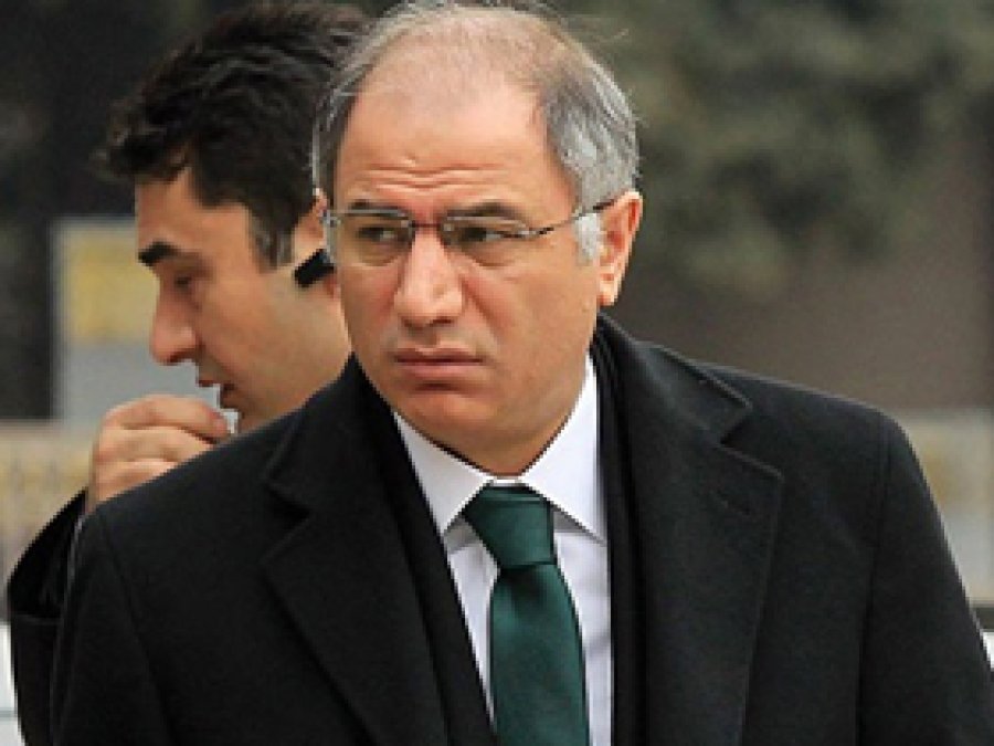 Efkan Ala: Piyasada Dolarları Kim Topladı