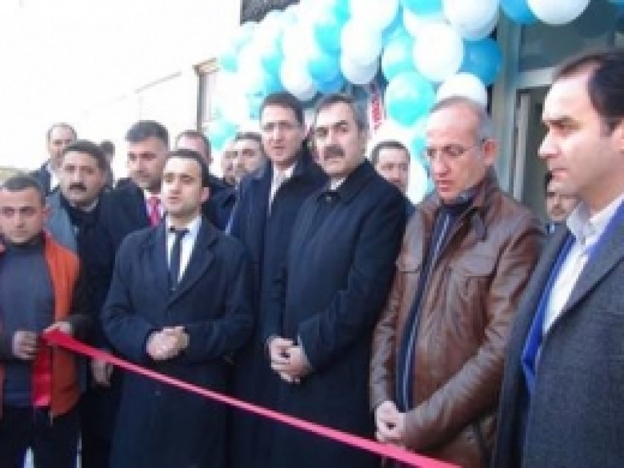 Bitlis'in İlk Renkli Günlük Yerel Gazete Yayın Hayatına Başladı
