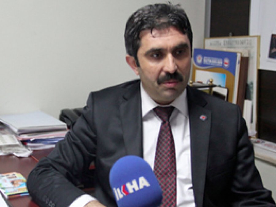 Başörtüsüne Bir Destek de Cezaevinden