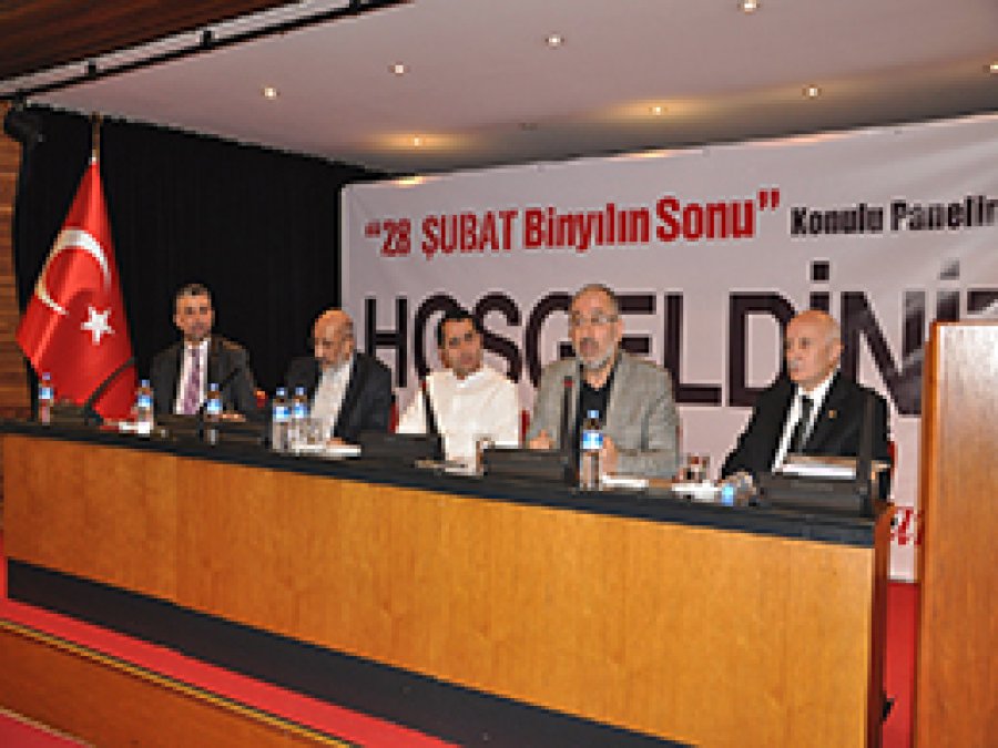 '28 Şubat'ı Unutmak Ahmaklıktır'