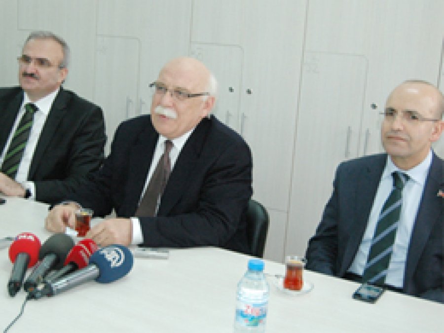 Bakan Avcı ve Şimşek Van'da 