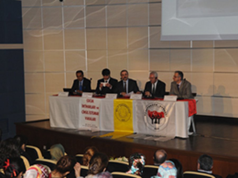 'Televizyonlar İntihara Özendirici Programlar Yapıyor'