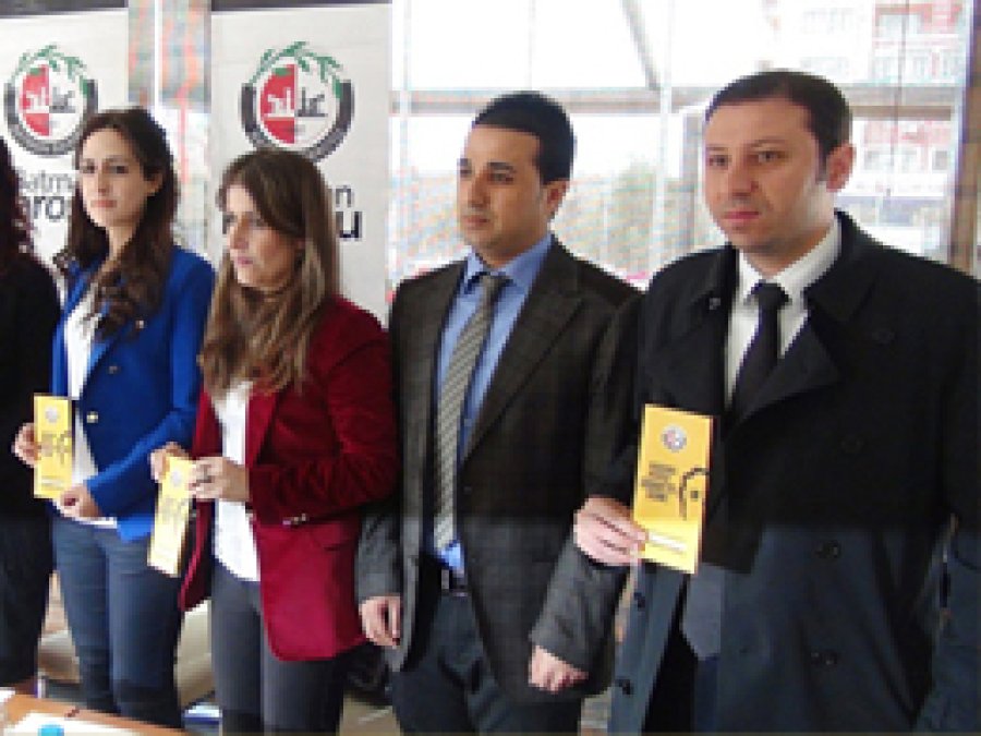 Şiddet Gören Kadınlara Ücretsiz Avukat