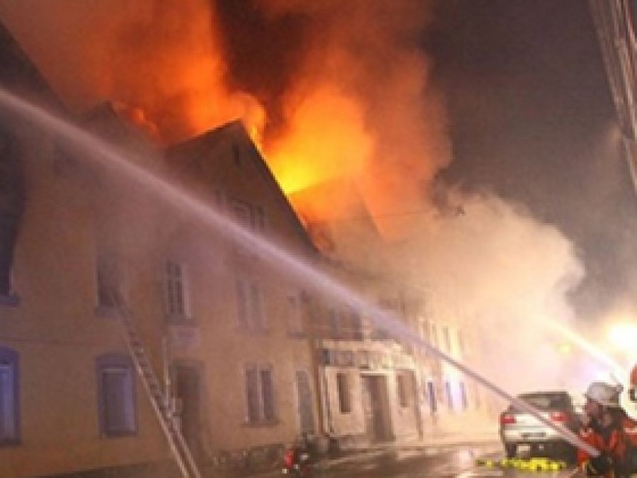 Stuttgart'ta Yangın Faciası: 8 Türkiyeli Öldü