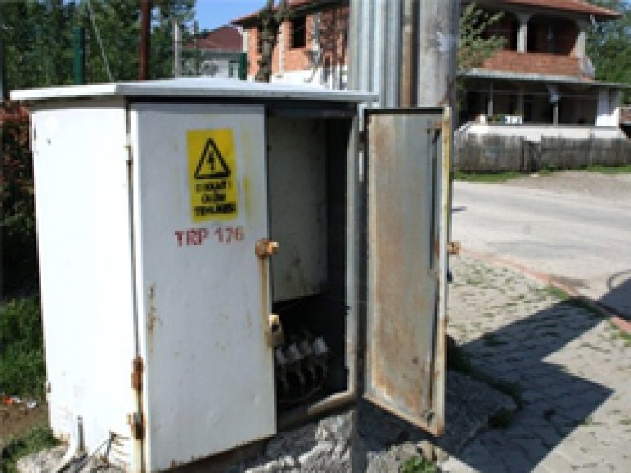 Batman'da Bir Çocuk Elektrik Akımına Kapıldı