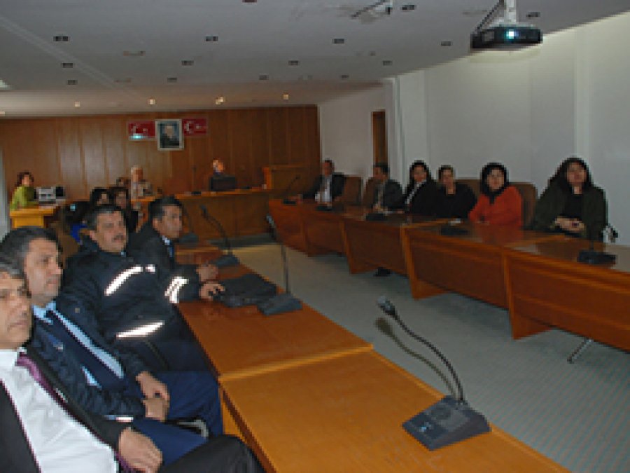Belediye Çalışanlarına Eğitim Semineri