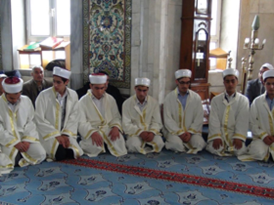 Hafızlar İcazetlerini Aldı 