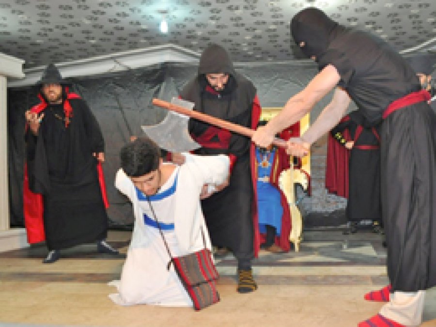 'Ashab-ı Uhdut' Tekrar Sahnede