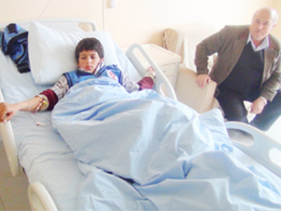 İmam Hatipliler Zehirlendi