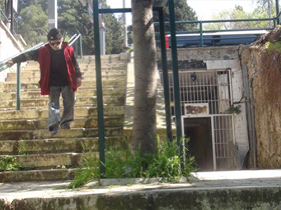 Eşrafpaşa'daki Altgeçit Pislikten Geçilmiyor