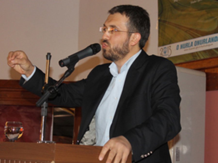 "Milat O'nunla (sav) Başlar"