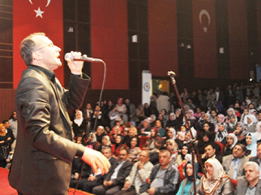 Kutlu Doğum'da Birlik ve Beraberlik Mesajı