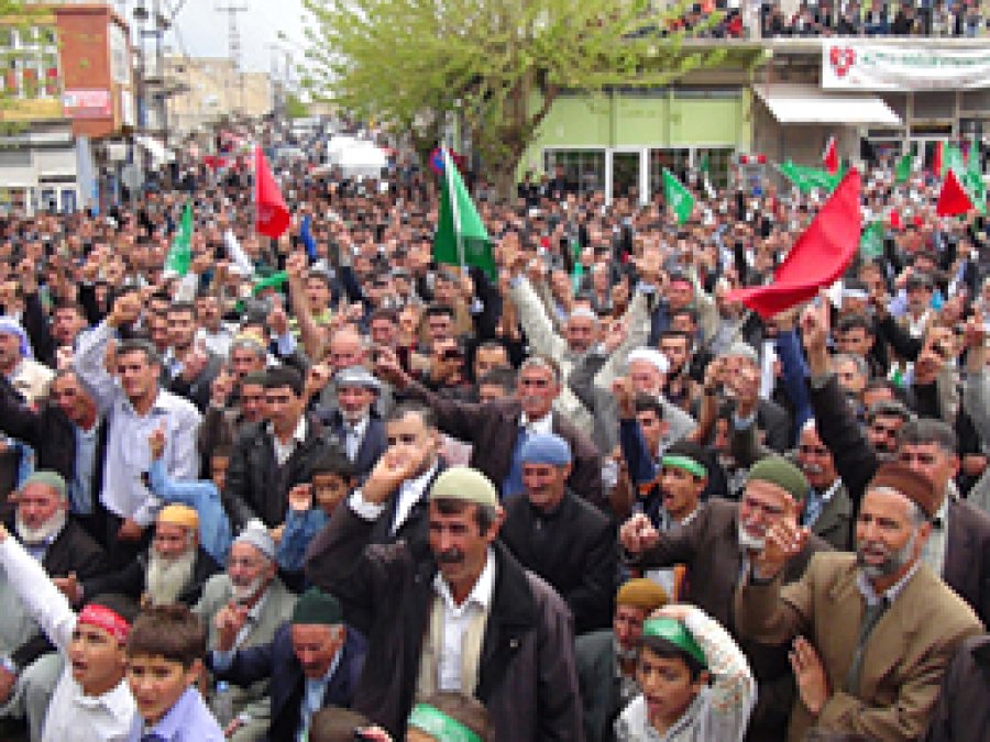 Kıyam Şehrinde Muhammedi Sevda Yankılandı