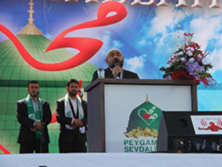 Diyarbakır'daki Dev Kutlu Doğum Programı Başladı (CANLI)