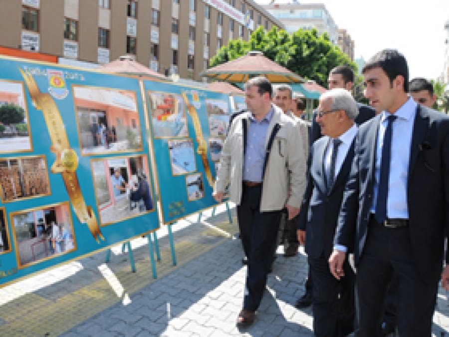 Tarsus Belediyesi Geçmişini Fotoğraflarla Sergiledi