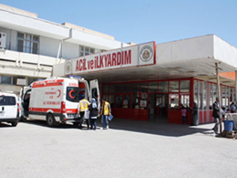 Diyarbakır'da Kaza: 3 Yaralı