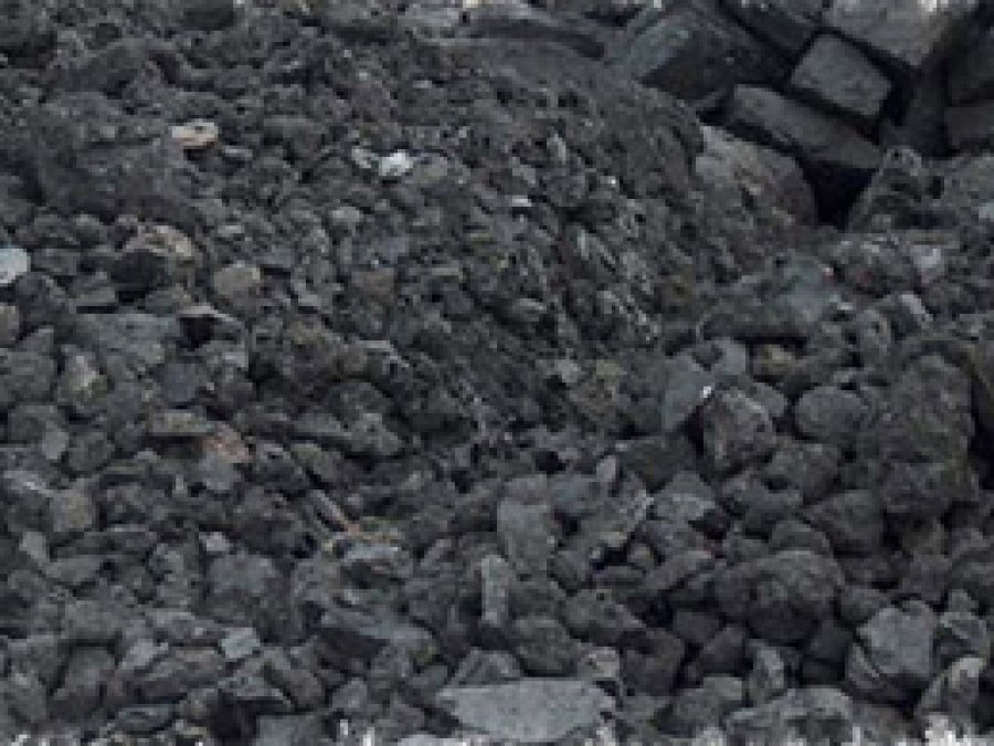 Elazığ'da Kömür Külleri Ücretsiz Taşınıyor